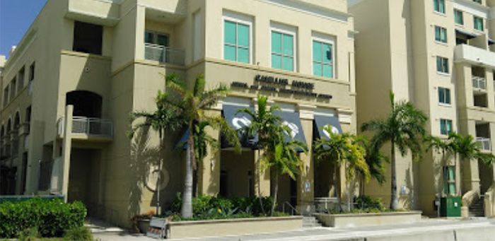donde hacer horas comunitarias en miami