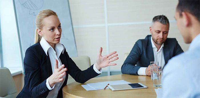 carreras mejor pagadas en estados unidos para mujeres analista de gestion