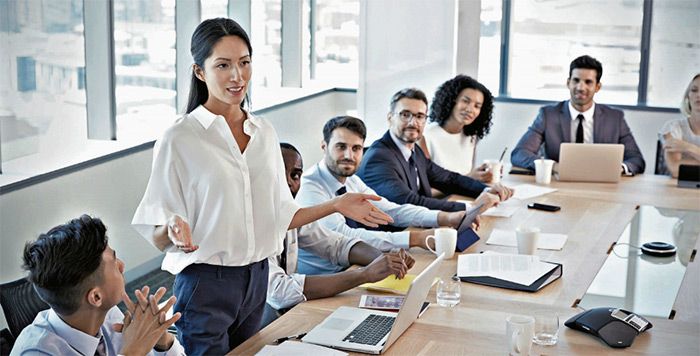 carreras para mujeres gerencia en marketing